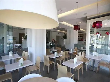Ariston Отель