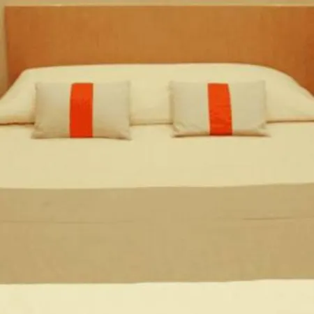 Ariston Отель 3*